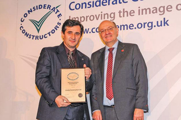 Oșanul care construiește vilele miliardarilor londonezi