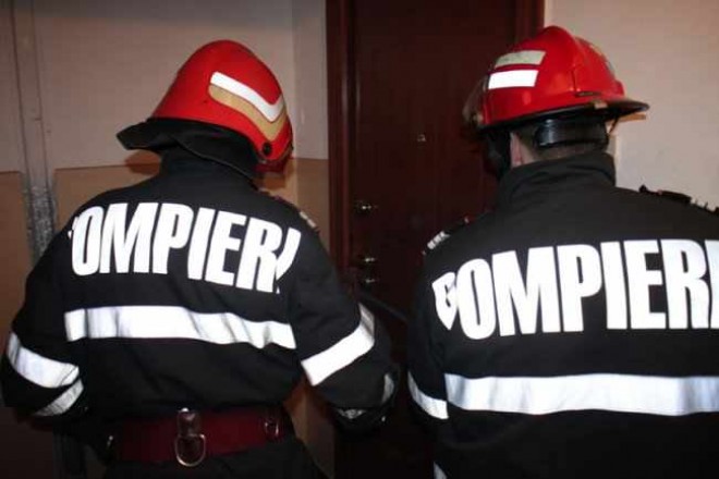 O bătrână a ars de vie din cauza unui reșou electric