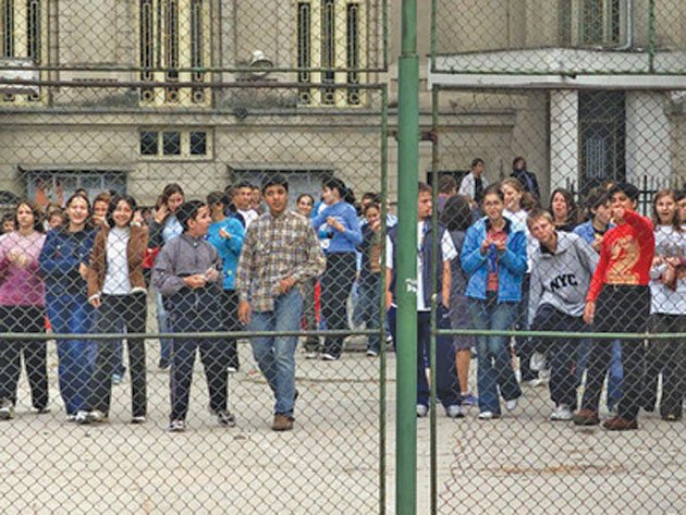 Anul trecut, 60 de profesori au fost sancţionaţi pentru violenţe în şcoli