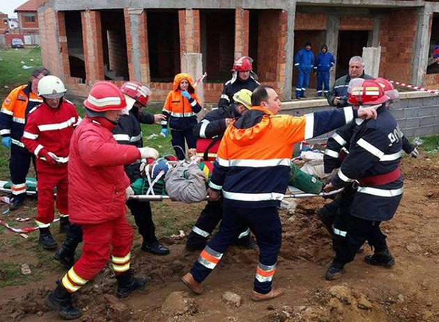 Accident la locul de muncă. Un muncitor, grav rănit