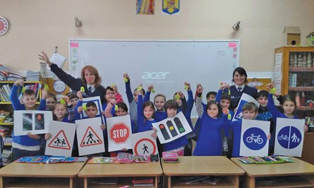 Programul „Şcoala Siguranţei Tedi” a ajuns în comuna Doba