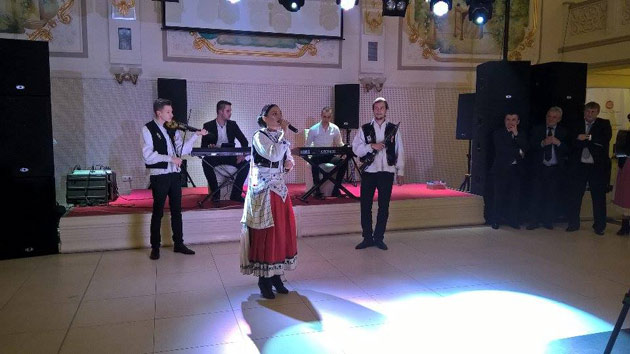 balul-codrenilor-(2)