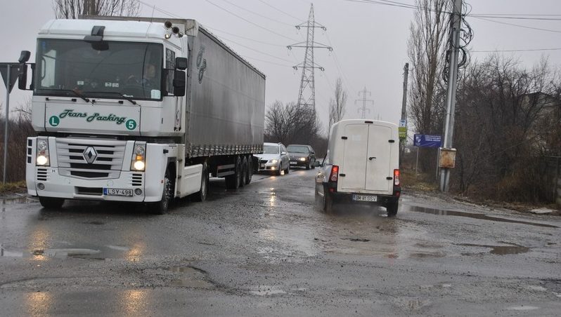 Peisaj selenar pe drumurile din Sătmar