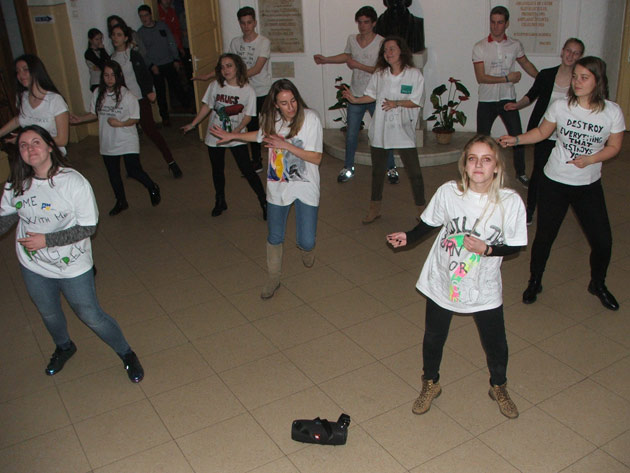 Un alt tip de socializare   