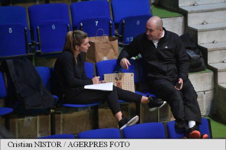 Halep, alături de colegele din echipa de FED Cup! A urmărit antrenamentul României de la Polivalentă