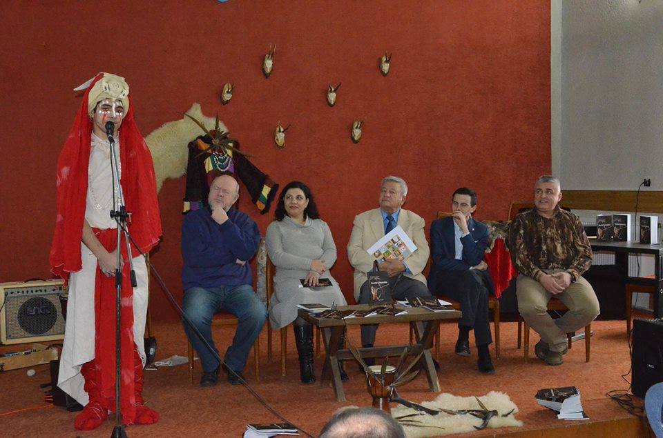 Bocetul Şamanului, o lansare de carte excepţională