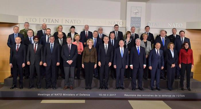 Ministrul Apărării, sătmăreanul Gabriel Leș, întrevedere cu omologul său din Polonia