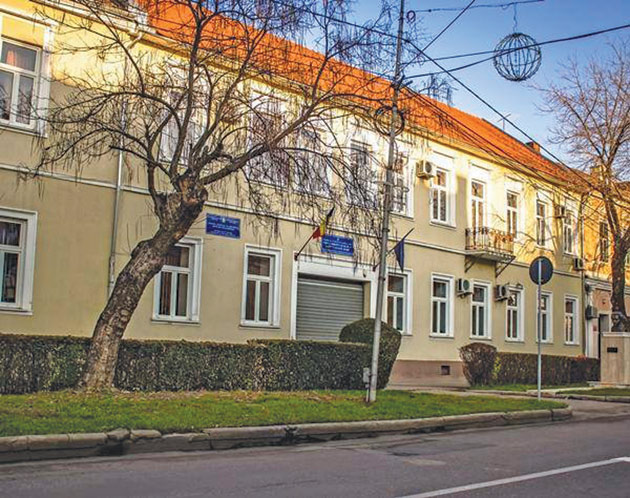 S-au scos la concurs zece posturi de inspector școlar