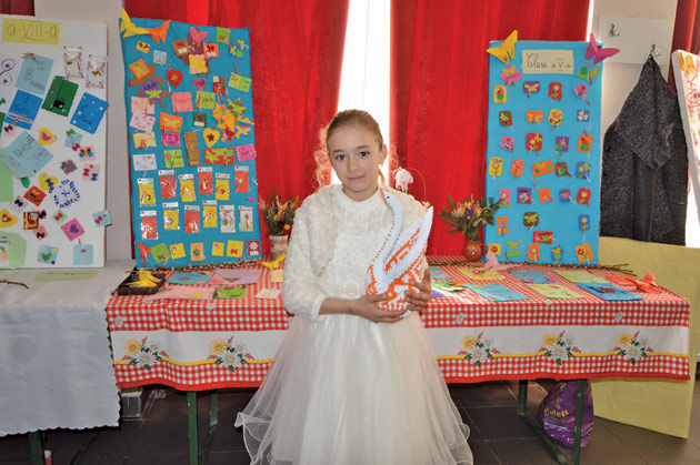 Târg de Mărţişoare -,,Mărţişorul- podoabă şi simbol!”