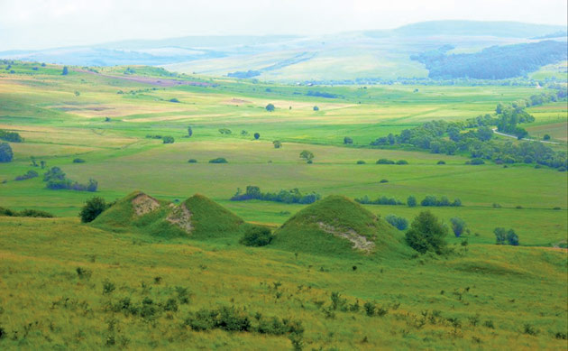 Enigmaticele piramide din Sătmar