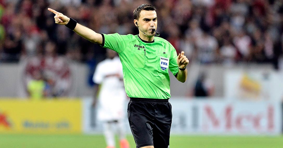 Ovidiu Hațegan va arbitra Juventus - FC Porto