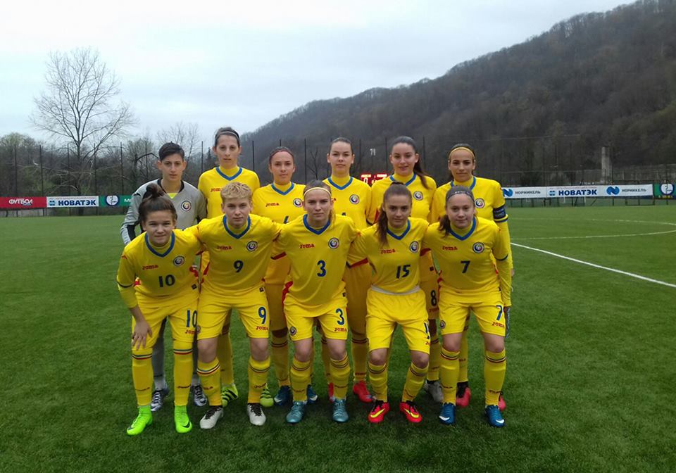 Fotbal feminin  /  Egal cu Rusia