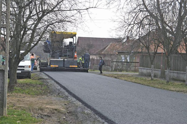 Marea Asfaltare a început în forță la Carei