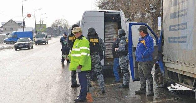 Alimente confiscate în trafic și distruse