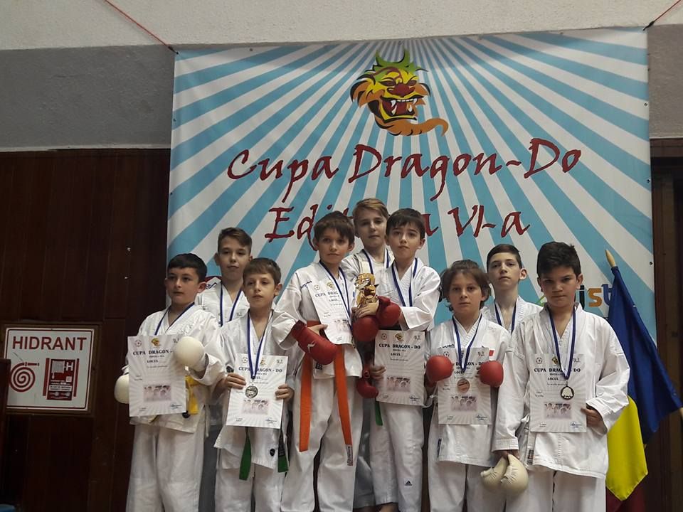 14 medalii pentru Zanshin la Cupa Dragon Do Târgu Mureş