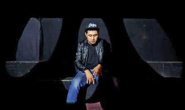 Un frizer devenit rapper a câștigat show-ul de talente din Afganistan