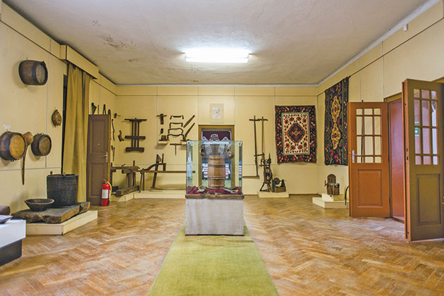 Muzeul orăşenesc din Tăşnad  găzduit de un fost conac nobiliar