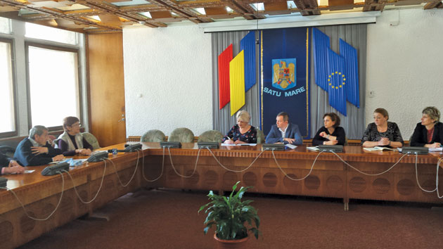 Ședință la Prefectură privind problemele persoanelor vârstnice