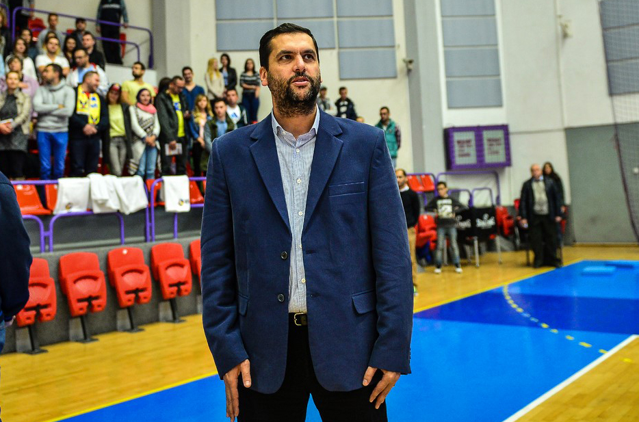 Dan Fleşeriu duce pe CSU Sibiu în semifinale!