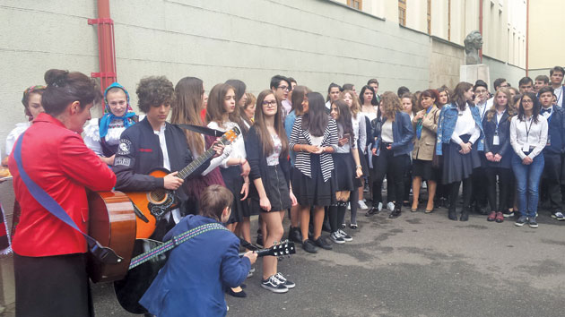 Fast-la-Zilele-Colegiului-Naţional-Mihai-Eminescu-Satu-Mare-(2)