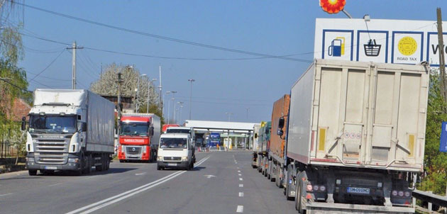 Cerșetorii din Vama Petea pun autoritățile pe jar