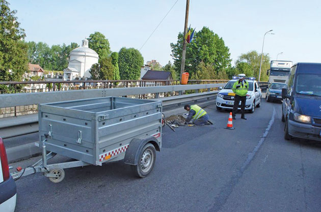Se fac pregătiri pentru începerea lucrărilor la rampa de la Burdea a Podului Decebal