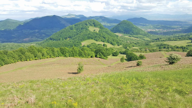 Turţ Băi - locul unde natura este nealterată şi peisajele sunt feerice