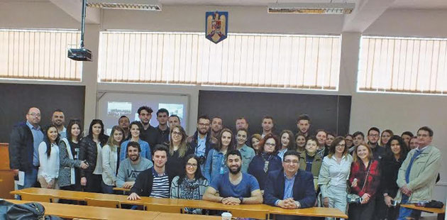 Studenţii de la medicină ai UVV Goldiş Arad, în dialog cu studenţii de la Goldiş Satu Mare
