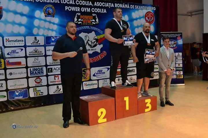 Skandenberg  /  Dumitru Podac, aur la Naţionale