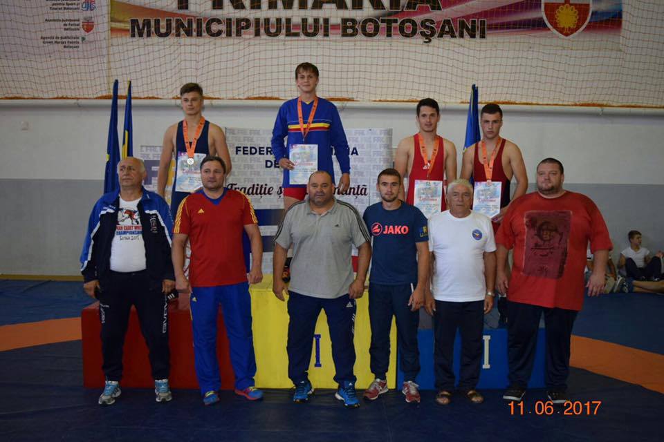 Fabrica de campioni de la CS Cetate!