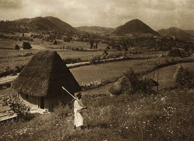 Ţara cu mai multe ţări - De unde vine denumirea de Ţara Oaşului?