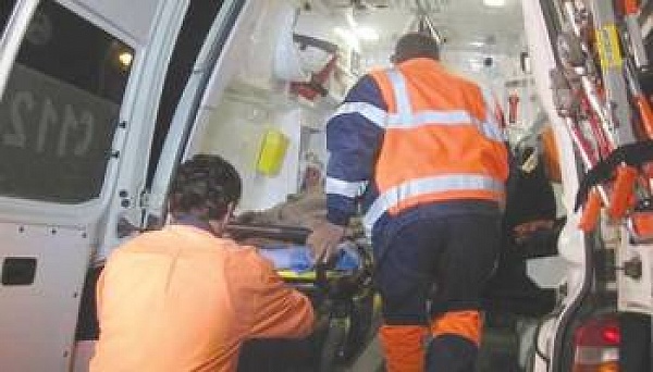 Fetiță de 3 ani, accidentată în timp  ce traversa strada prin loc nepermis