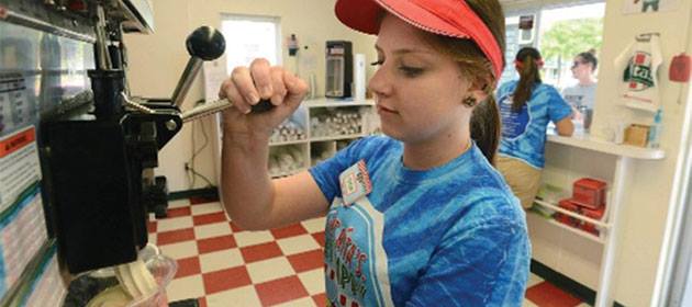 Sprijin pentru încadrarea în muncă a studenților si elevilor pe perioada vacanțelor școlare