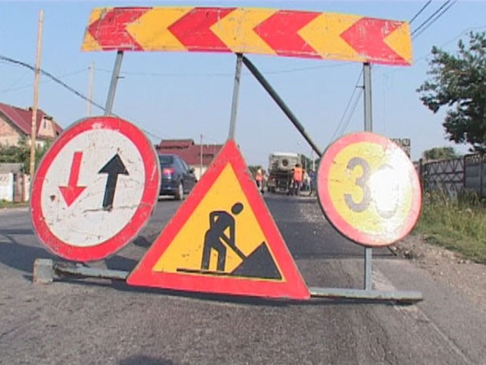 Restricții de circulație în zona Pieței Mari. Stradă în reabilitare