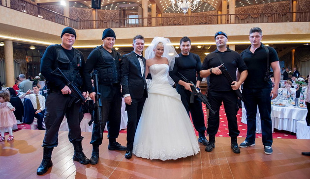 Surpriza cea mare! S-a impozitat mireasa!