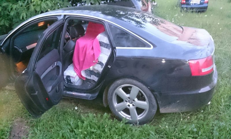 FOTO. Urmărire ca-n filme prin Satu Mare. Contrabandist prins de polițiști