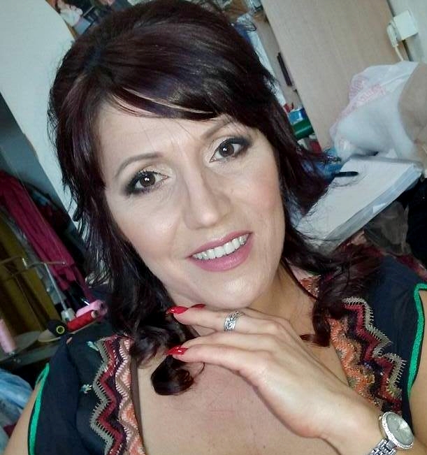 Designerul vestimentar Ana Maria Ullmann, dezvăluiri din “laboratorul creativ”