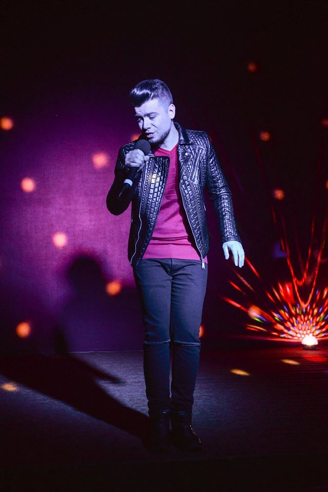 Interpretul pop Rareș Jucan împlinește azi 23 de ani