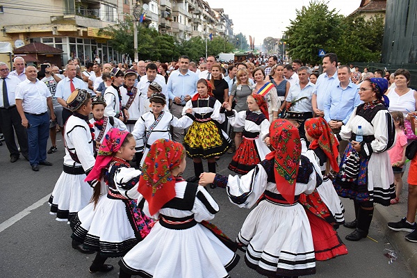 Artiști unu și unu la Zilele Orașului Negrești Oaș - Zestrea Oașului. Cine concertează