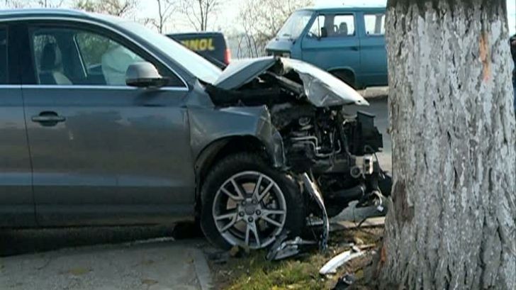 Accident grav. Un adolescent de 17 ani, rănit