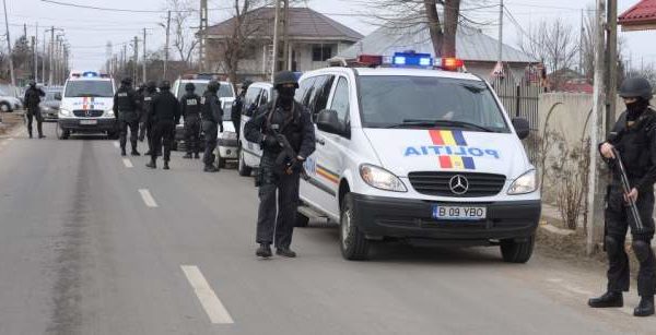 bataie-intre-clanuri-tiganesti-600x307