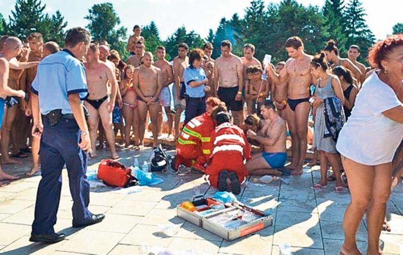 Eroul de la ștrand. A readus la viață o copilă care s-a înecat