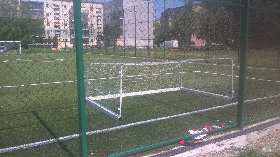 Terenuri de sport, în paragină. Ce îi spune fostul viceprimar, actualului primar