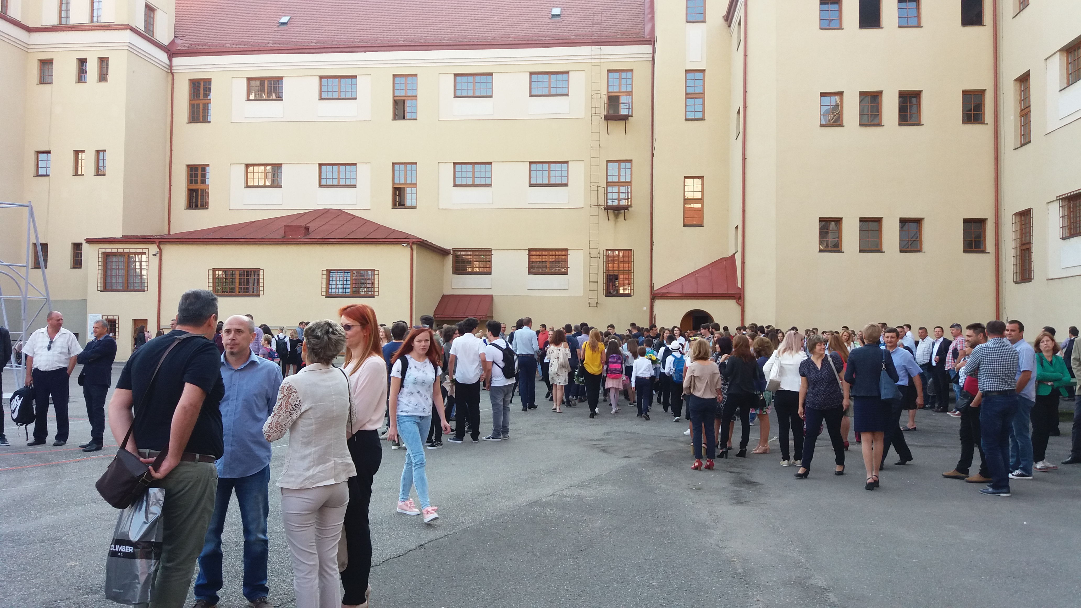 Prima zi de școală la Satu Mare