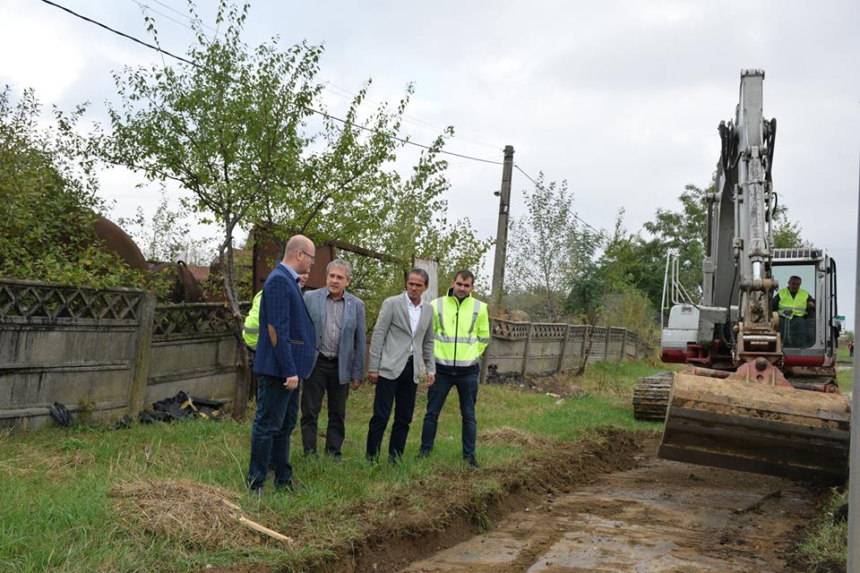 FOTOGALERIE. Au început lucrările la o nouă pistă de biciclete. Când va fi terminată