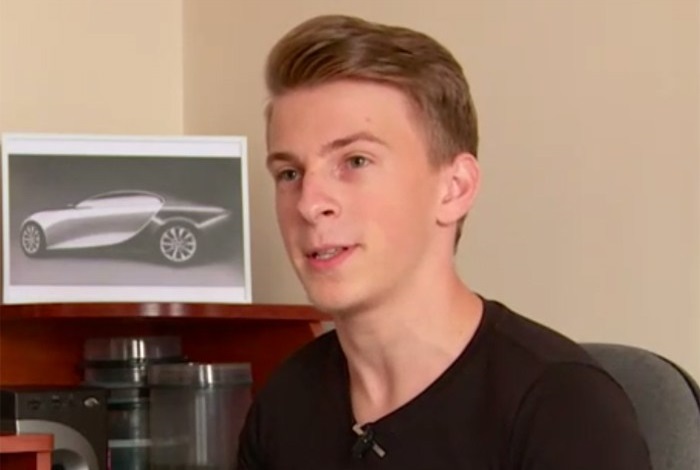 VIDEO/FOTO. Un sătmărean, designer auto la 19 ani. Medalie de argint pentru un concept de mașină electrică.
