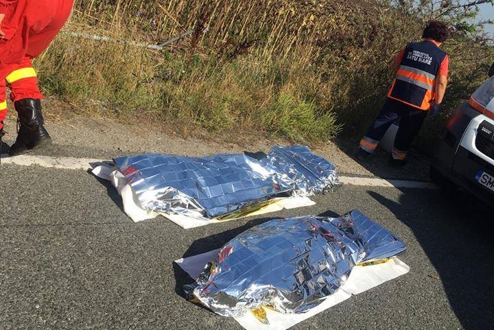 GALERIEFOTO. Imagini cumplite de la locul tragediei dintre Carei și Petrești. Ce spun pompierii