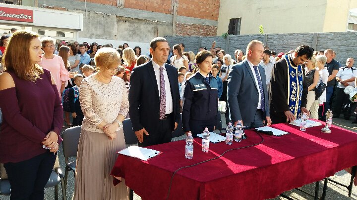 VIDEO/FOTO. Început de an școlar cu emoții la Grigore Moisil. Cea mai bună școală din județ