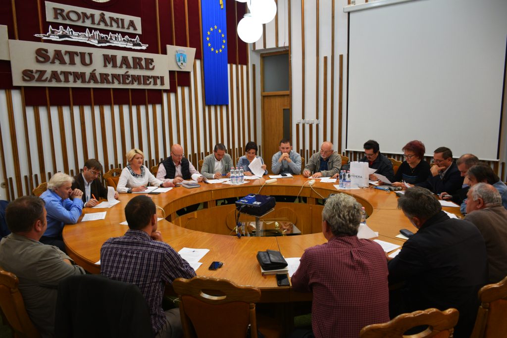 FOTO. Pregătiri pentru Centenarul Marii Uniri. Primăria, deschisă la propuneri