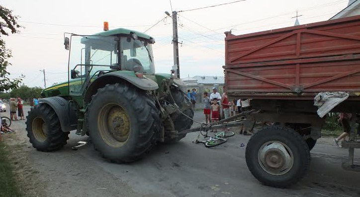 Accident mortal în județ. Biciclist ucis de remorca unui tractor